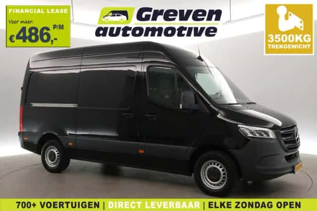 Mercedes-Benz Sprinter (2021) thumbnail 1
