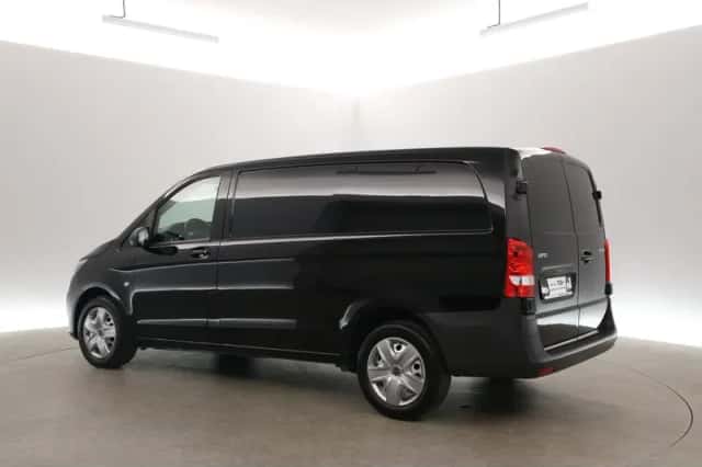 Mercedes-Benz Vito (2022) thumbnail 4