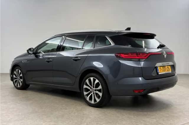 Renault Mégane (2023) thumbnail 3