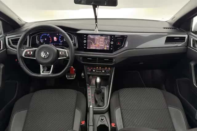 Volkswagen Polo (2019) thumbnail 2