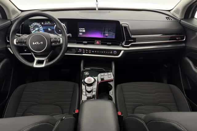Kia Sportage (2023) thumbnail 2
