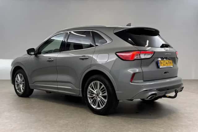 Ford Kuga (2022) thumbnail 3