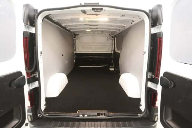 Renault Trafic (2020) thumbnail 3
