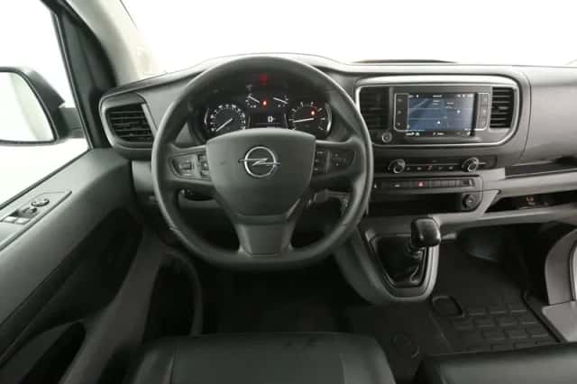 Opel Vivaro (2020) thumbnail 2