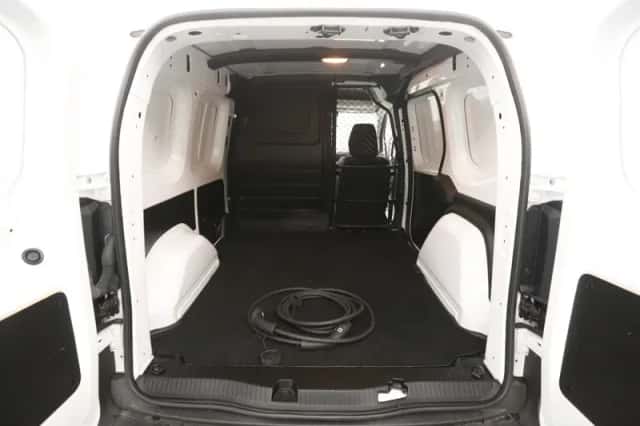 Renault Kangoo (2022) thumbnail 3