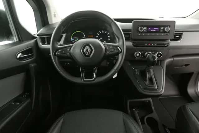 Renault Kangoo (2022) thumbnail 2
