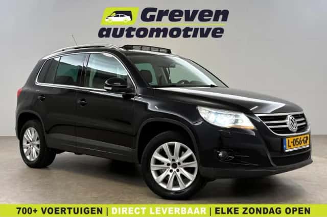 Volkswagen Tiguan (2009) thumbnail 1