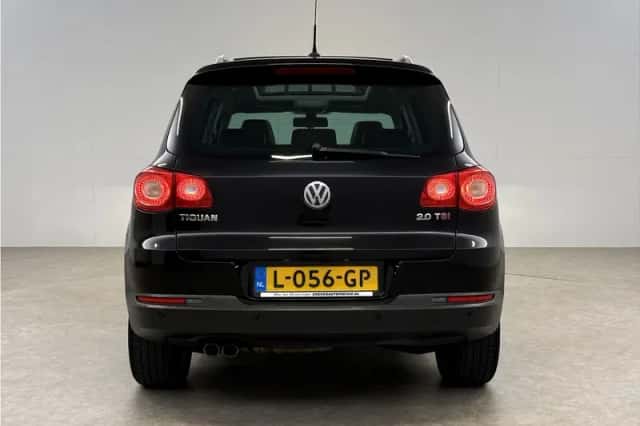 Volkswagen Tiguan (2009) thumbnail 6