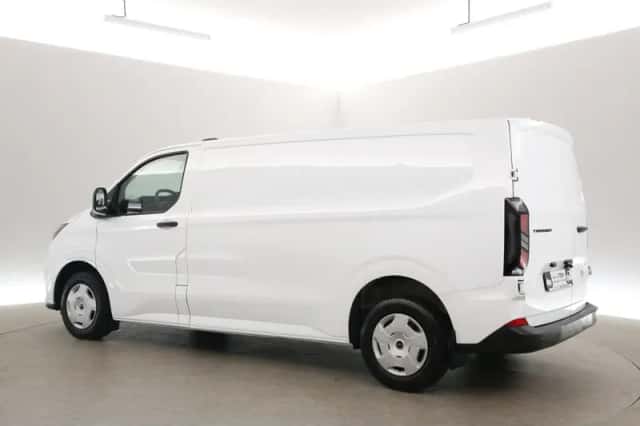 Ford Transit Custom (2023) thumbnail 4