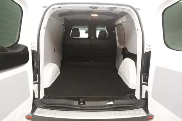 Renault Kangoo (2022) thumbnail 2