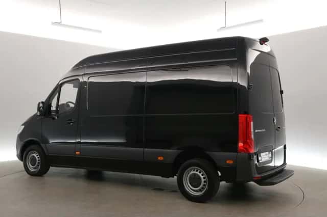 Mercedes-Benz Sprinter (2021) thumbnail 4