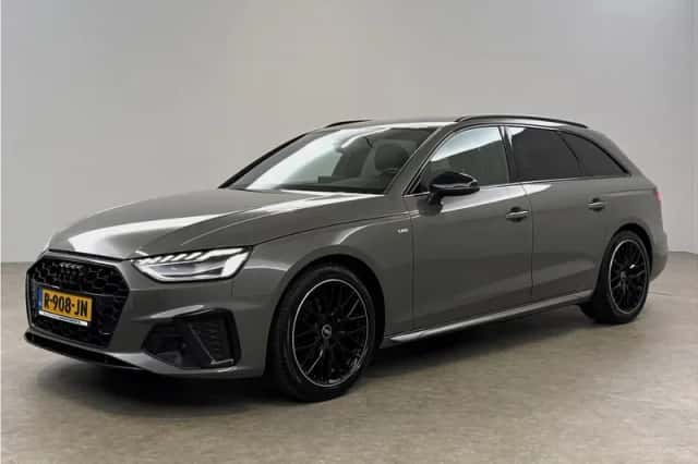 Audi A4 (2022) thumbnail 6