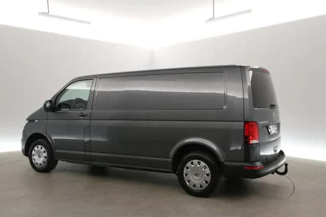 Volkswagen Transporter (2020) thumbnail 4