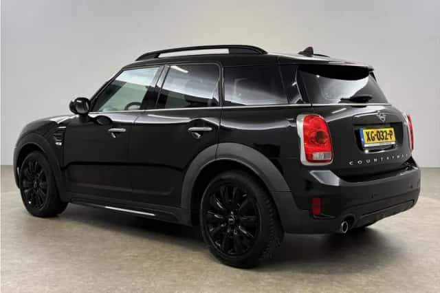 MINI Countryman (2019) thumbnail 3