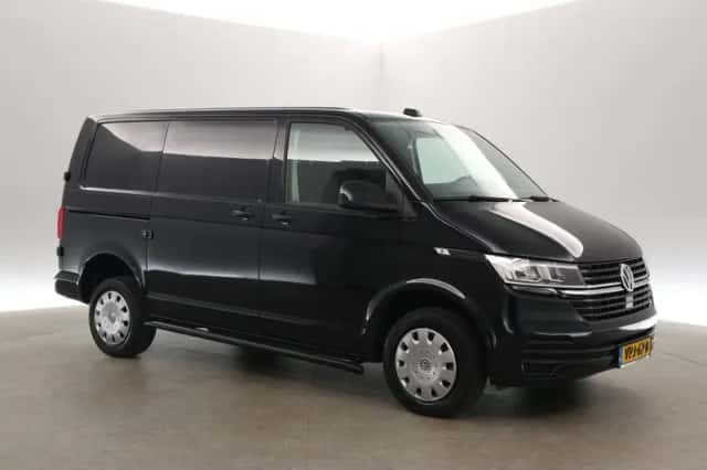 Volkswagen Transporter (2022) thumbnail 6