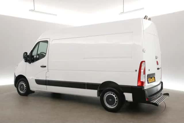 Renault Master (2015) thumbnail 4