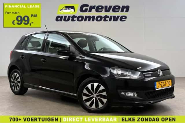 Volkswagen Polo (2015) thumbnail 1