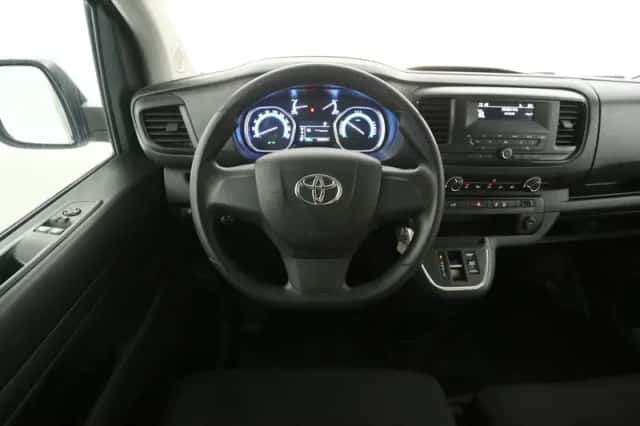 Toyota Proace (2024) thumbnail 2
