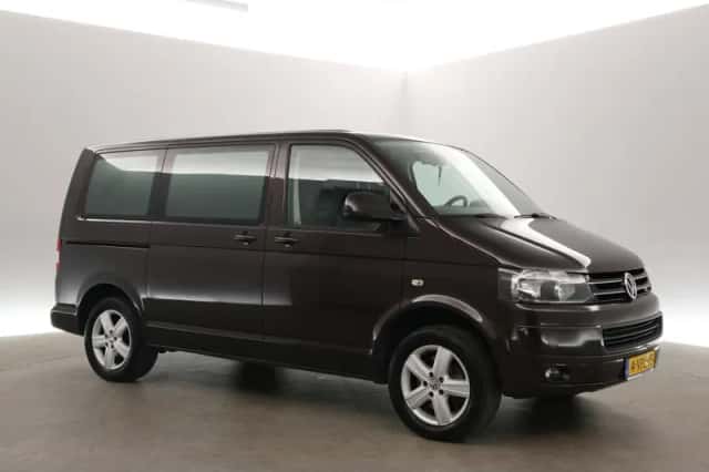 Volkswagen Transporter (2011) thumbnail 6