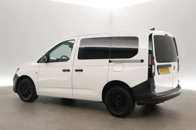 Volkswagen Caddy (2023) thumbnail 6