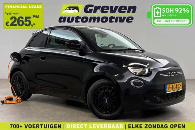 Fiat 500e (2022) thumbnail 1