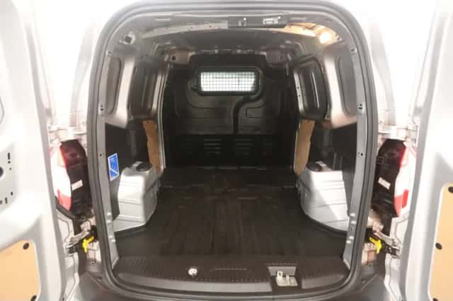 Ford Transit Courier (2021) thumbnail 3