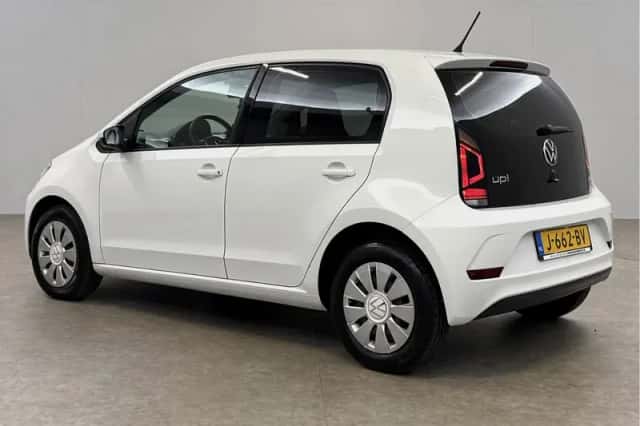 Volkswagen Up! (2020) thumbnail 3