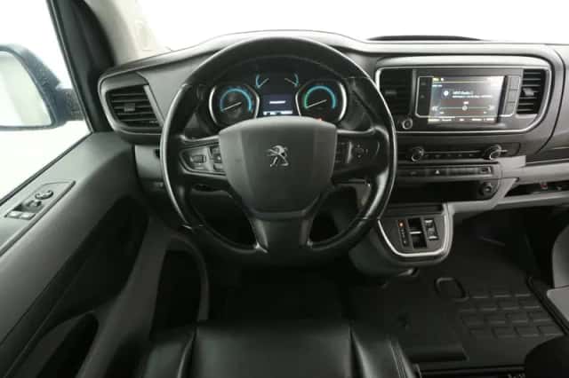 Peugeot E-Expert (2022) thumbnail 2