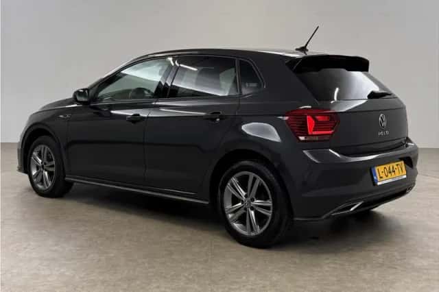 Volkswagen Polo (2021) thumbnail 3