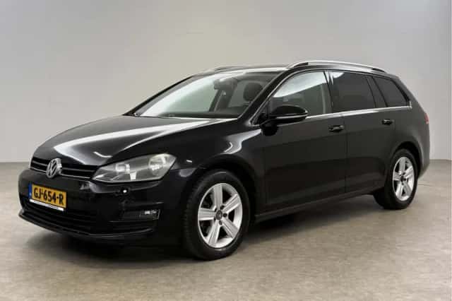 Volkswagen Golf (2013) thumbnail 6