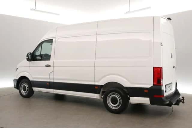 Volkswagen Crafter (2022) thumbnail 4