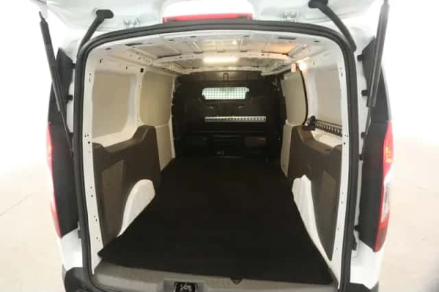 Ford Transit Connect (2021) thumbnail 3