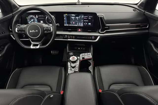 Kia Sportage (2022) thumbnail 2