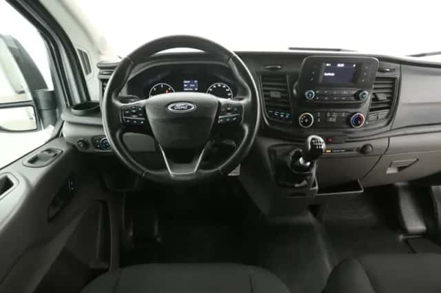 Ford Transit (2024) thumbnail 2