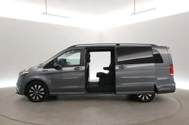 Mercedes-Benz EQV (2021) thumbnail 4
