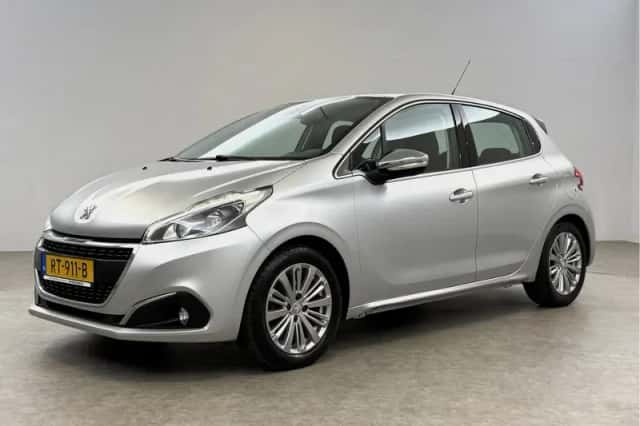 Peugeot 208 (2018) thumbnail 6