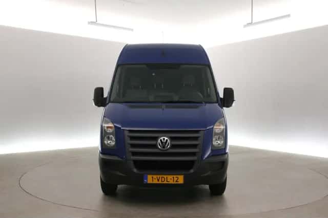 Volkswagen Crafter (2009) thumbnail 6