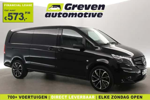 Mercedes-Benz Vito (2023) thumbnail 1