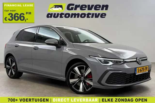Volkswagen Golf (2021) thumbnail 1