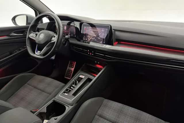 Volkswagen Golf (2021) thumbnail 4