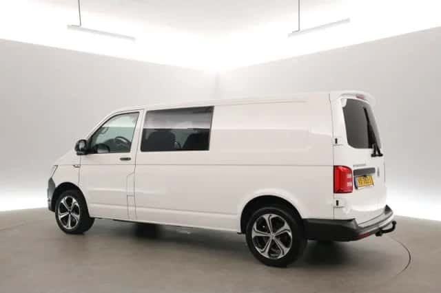 Volkswagen Transporter (2016) thumbnail 6