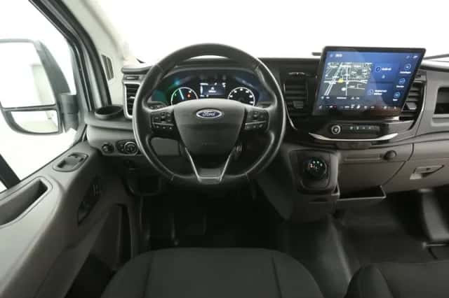 Ford E-Transit (2023) thumbnail 2