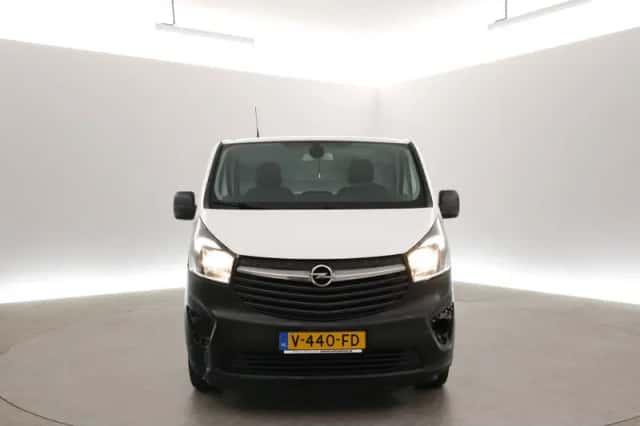 Opel Vivaro (2017) thumbnail 6