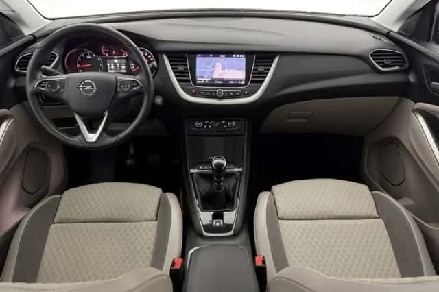 Opel Grandland (2018) thumbnail 2