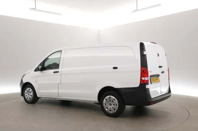 Mercedes-Benz Vito (2018) thumbnail 4