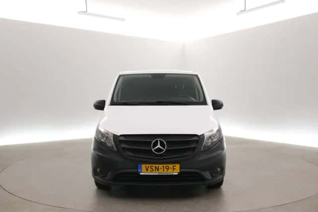 Mercedes-Benz Vito (2018) thumbnail 6