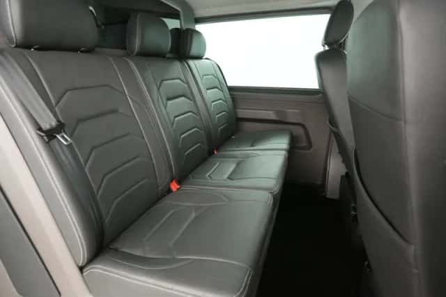 Volkswagen Transporter (2020) thumbnail 3
