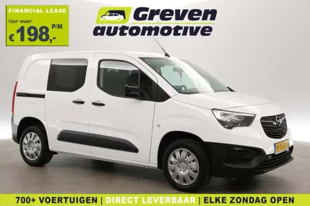 Opel Combo (2022) thumbnail 1