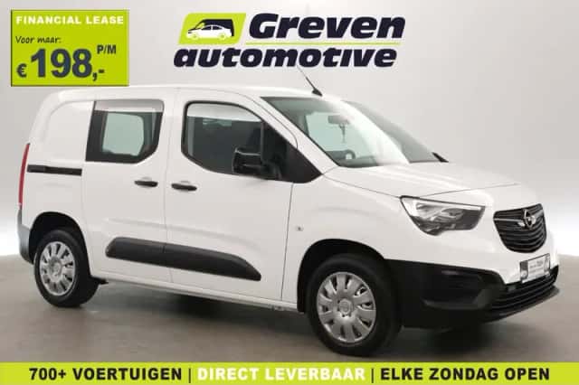 Opel Combo (2022) thumbnail 1