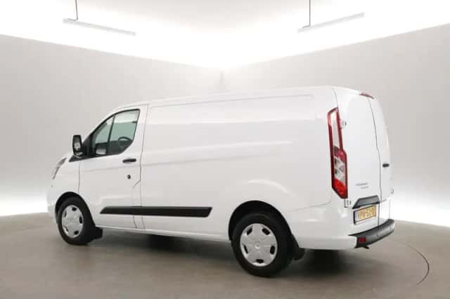 Ford Transit Custom (2022) thumbnail 4